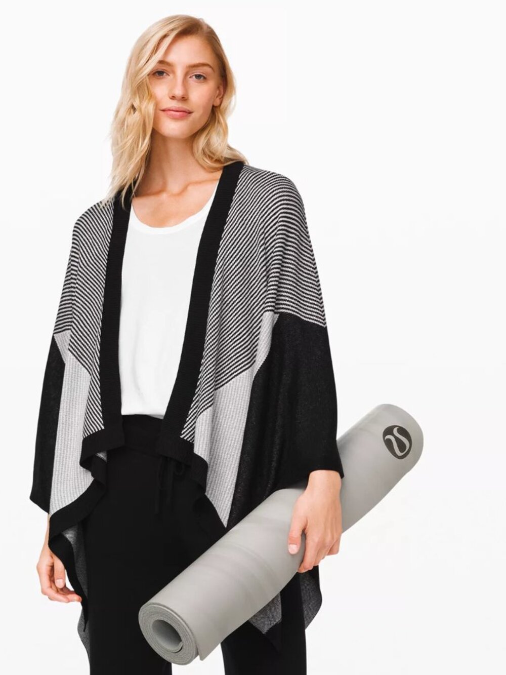 Lululemon Here for Serenity Wrap-Black / White / Silver Drop
